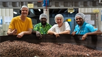 Introducing Weave Cacao: Ethically Sourced Pacific Couverture Chocolate for Professional Kitchens Introducing Weave Cacao: Ethically Sourced Pacific Couverture Chocolate for Professional Kitchens